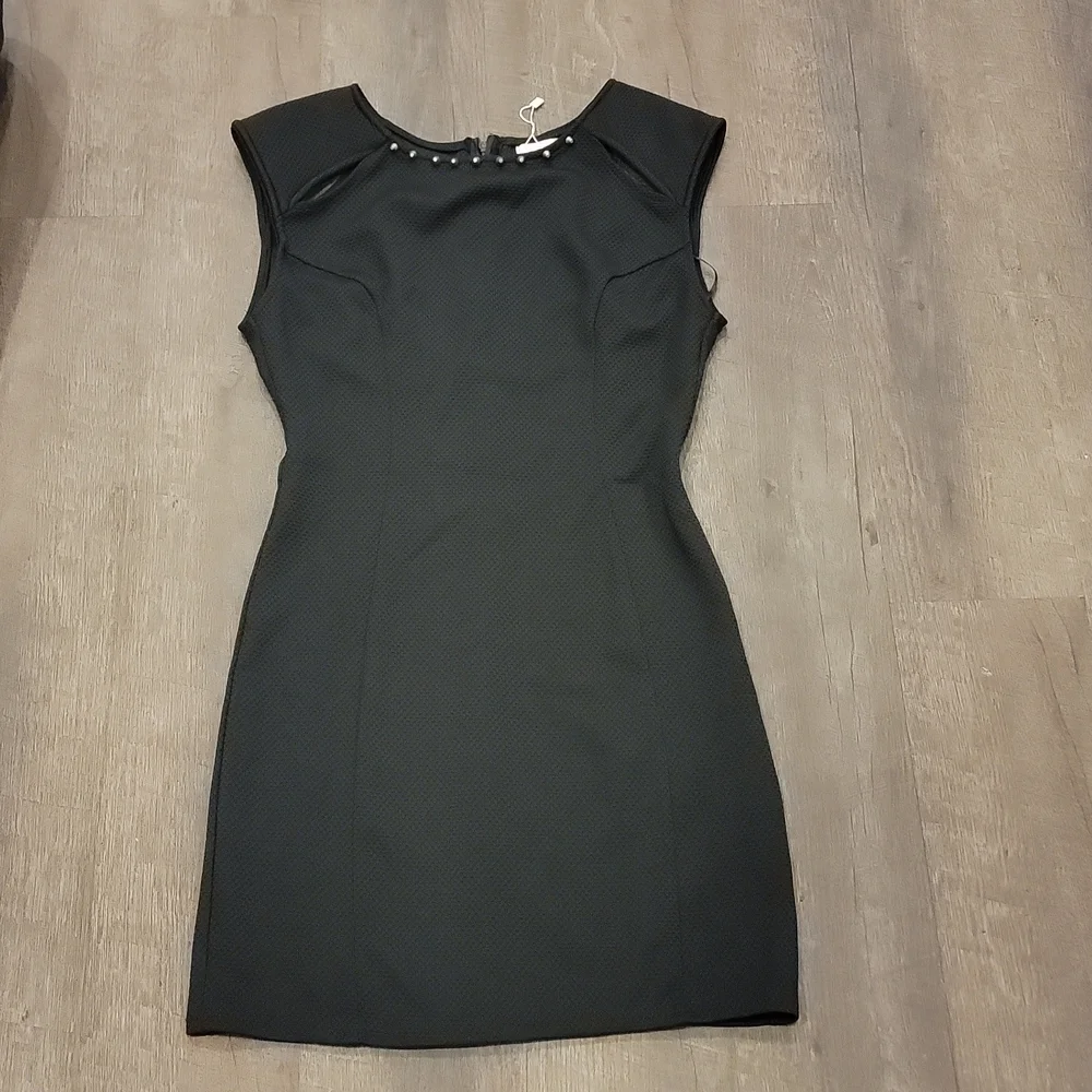 Women's black dress. - Picture 1 of 10